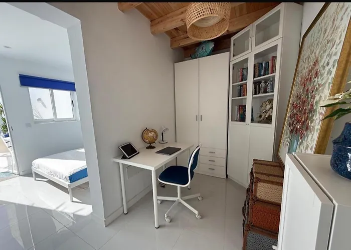 Habitacion 13 Room
