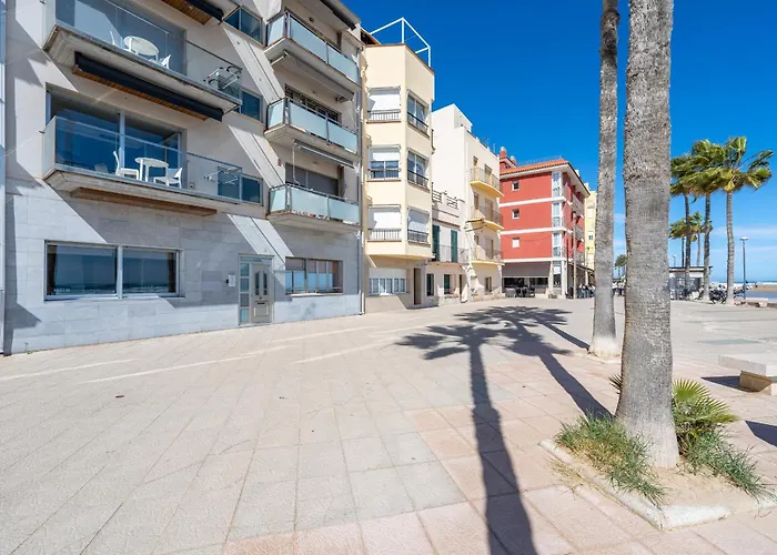 Hauzify I Apartaments La Martina