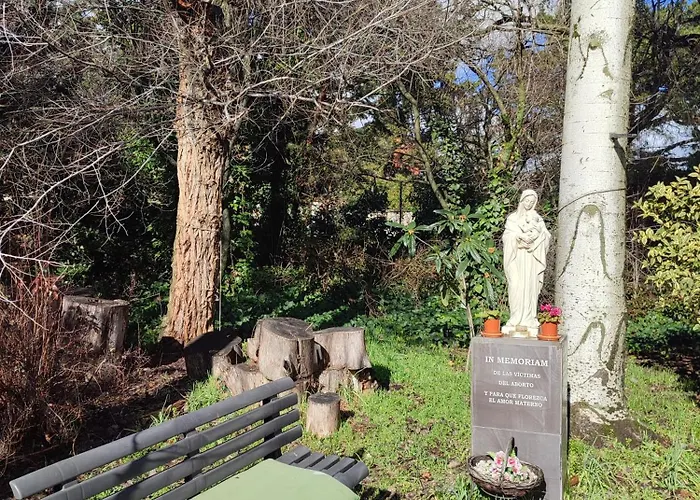 Preciosa cabaña con jardín y barbacoa