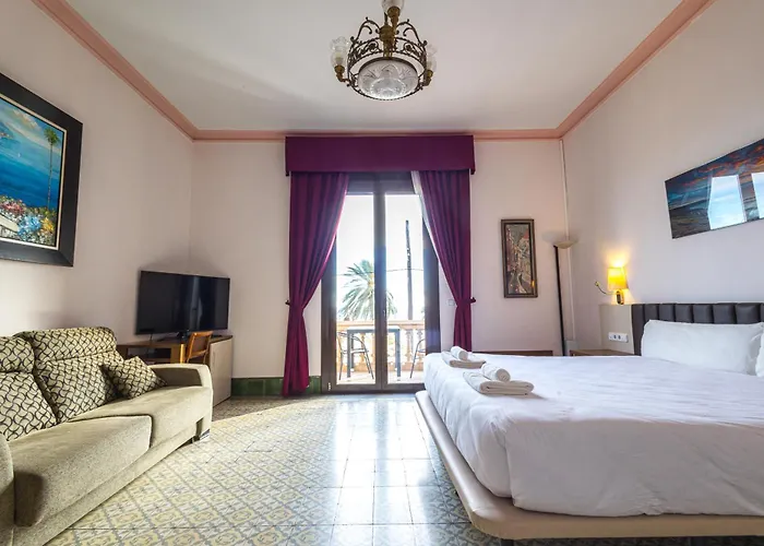 Hotel Llar De Capitans