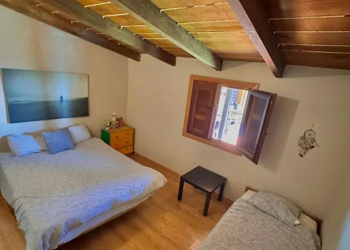 Adeje - Twinfin Hostel & Surf Yoga Camp