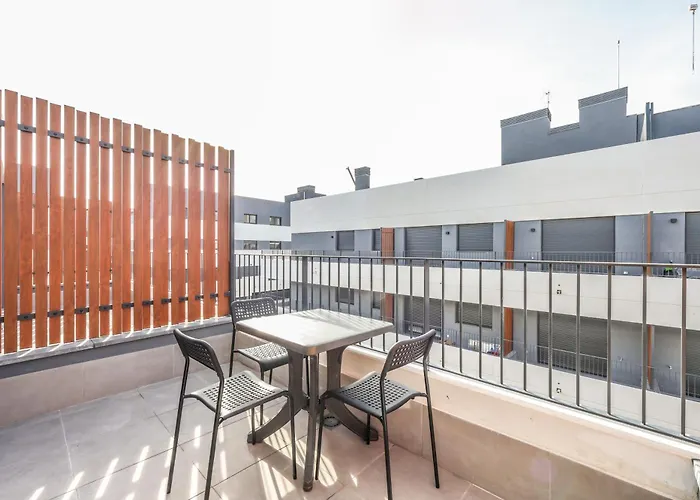 Elegant Studio With Private Terrace By Rentitup