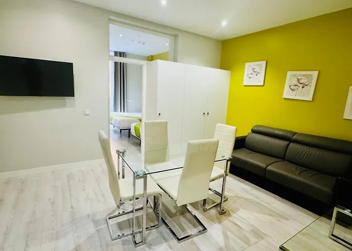 Apartamentos Apolo
