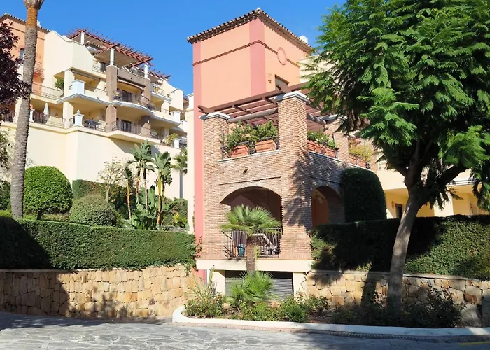 Las Jacarandas Penthouse With Stunning Views & Private Rooftop