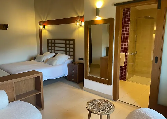 Les Flors - Hotel Rural & Cabanyes