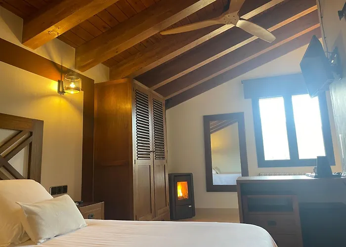 Les Flors - Hotel Rural & Cabanyes
