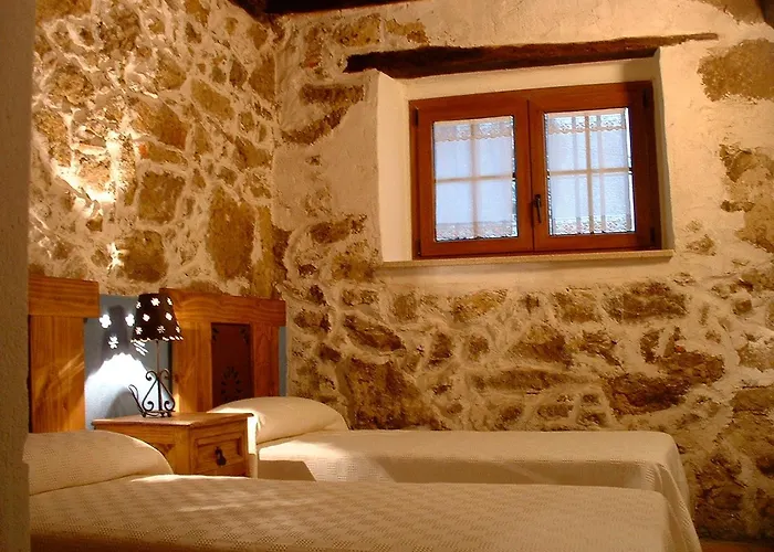 Apartamentos Rurales La Antigua Fonda
