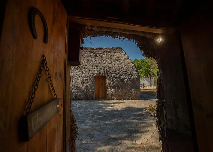 Casas Karen