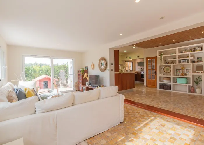 Sunny Villa Near Alicante, Own Pool & Playground!