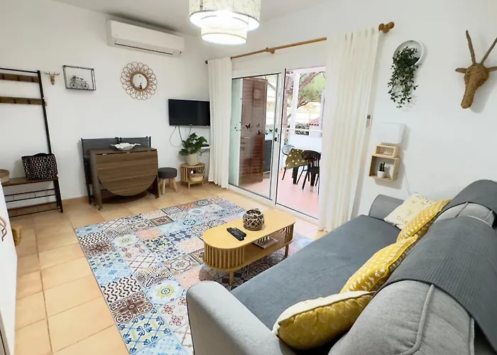 Casa ANNA - clim,2 chambres, 50 m plage, terrasse 16m2, Wifi