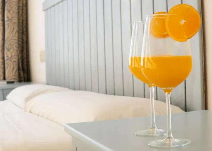 Hotel Playa Conil - Beachfront Studios & Suites