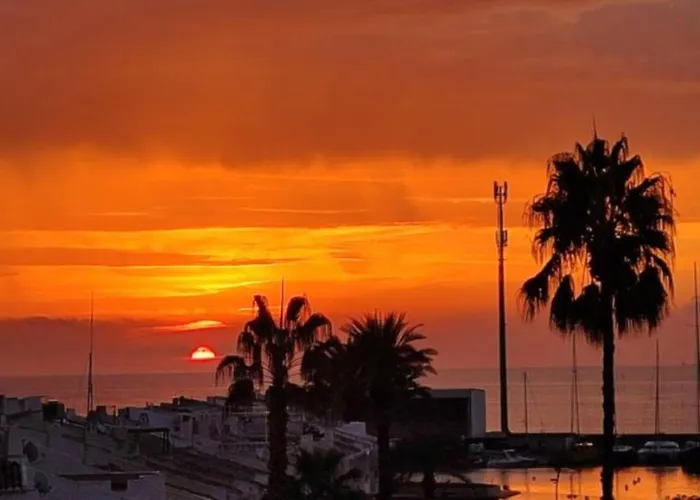 Puebla De Farnals Playa- Oasis Apartments - Costa De Valencia Beachside Stay