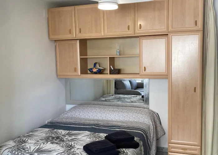 Apartamento La Pineda a 100 metros de la playa!!