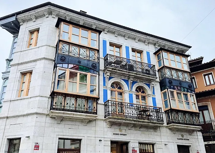 Llanes Suites