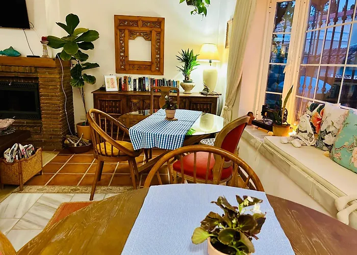 At Home In Malaga Stay & Solo Travellers Rincon de la Victoria
