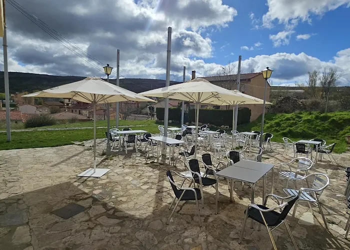 Hostal Altajo con Restaurante, Naturaleza&Descanso en el Alto Tajo