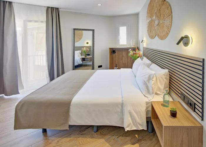 Lagom Apartments New, 5 Min Walk From The Sea