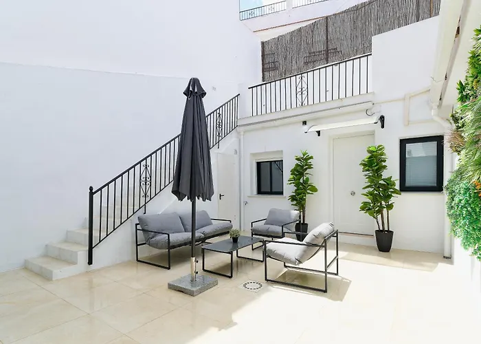 Kosta Homes - Modern Two Bedroom With Terrace