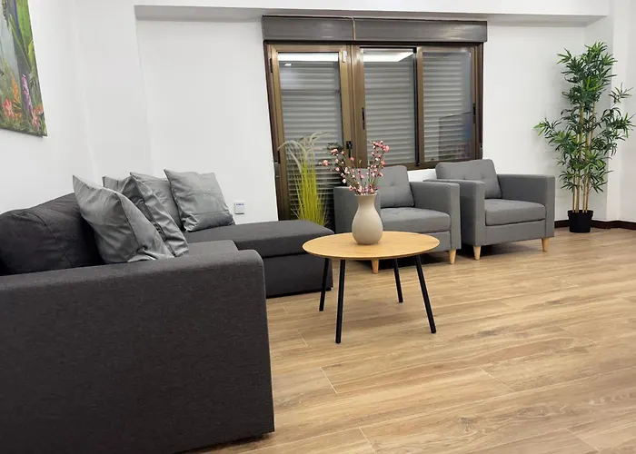 Entire Apartment In The Heart Of Downtown N&N