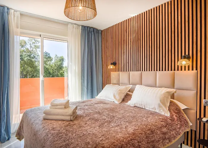 Newly Renovated Apartment Casares Costa