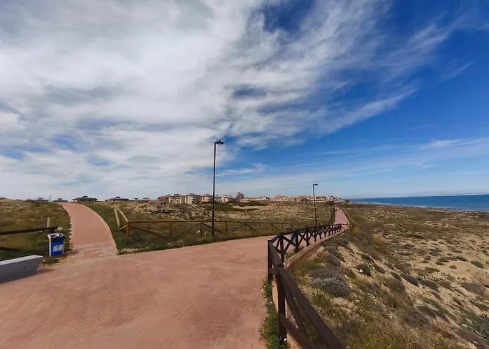 Bonito Apartamento 150 m de la playa La Mata