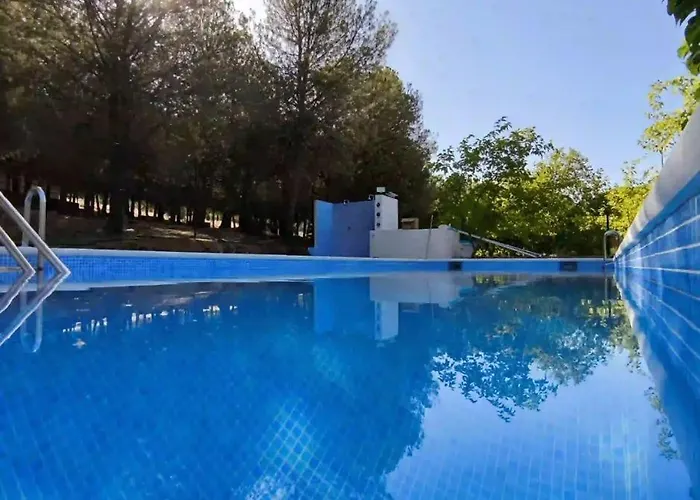 Alua Centro De Ocio - Camping Valdearenas