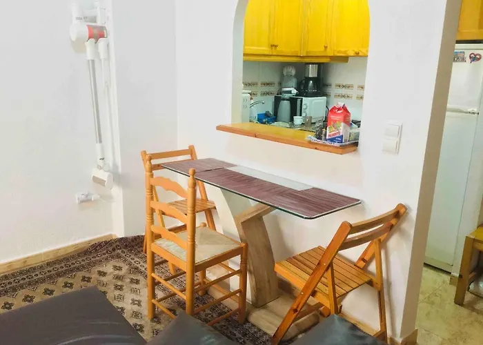 Habitación Privada en Piso Compartido - NR 2