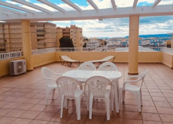 Casa Pixurri Playa de Xeraco SOLO FAMILIAS wifi-aire acondicionado-2 plazas garaje-2 terrazas privadas 16 m2 y 95 m2