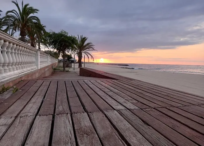 Oasis Cerca De Barcelona