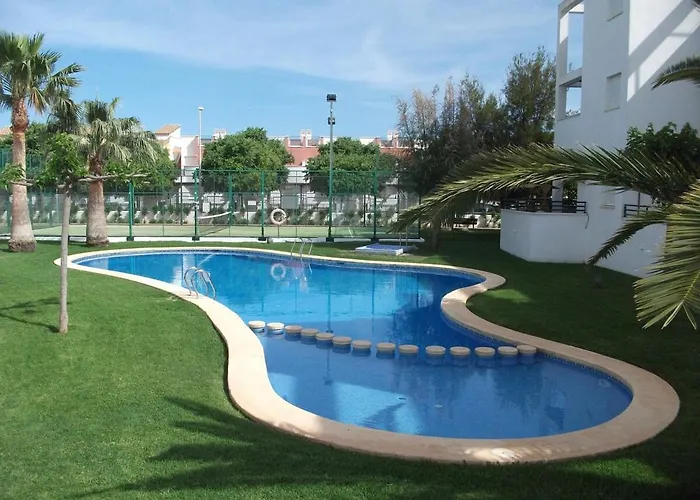 Brisas planta baja con acceso directo a la piscina