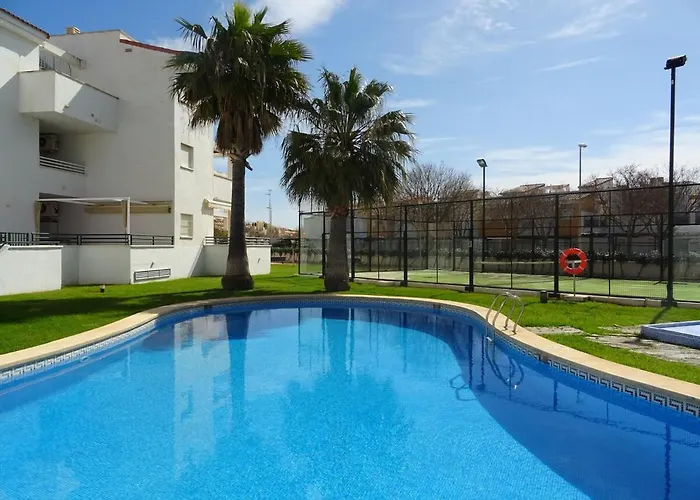 Brisas planta baja con acceso directo a la piscina