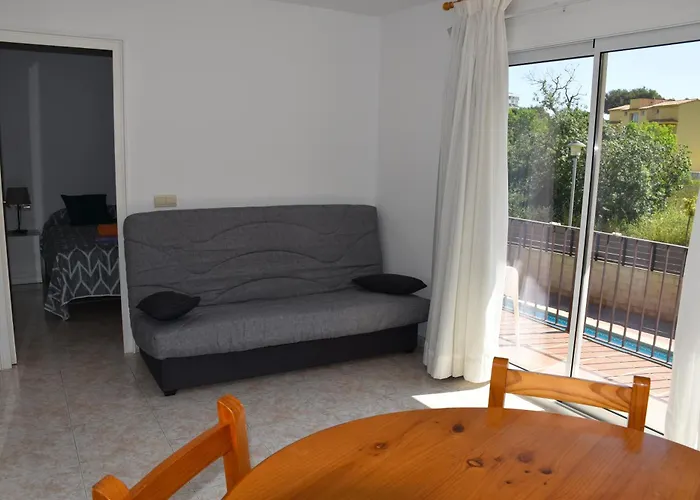 Apartamentos Les Palmeres