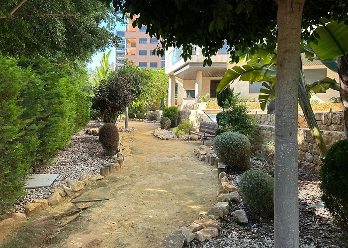 Relajate junto al mar en apartamento Cala Alta