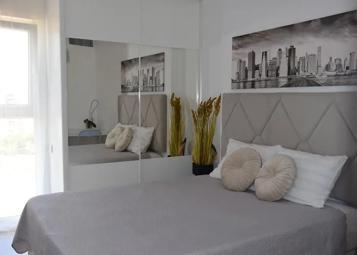 Fabuloso Piso Playa Canet De Bereguer Alquiler Minimo 11 Noches Llamar Al 64039Uno856