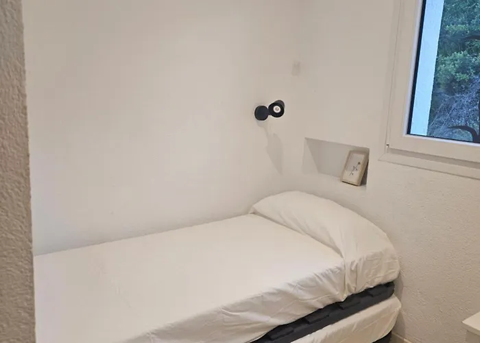 Acogedora casa en primera línea de mar Cadaqués