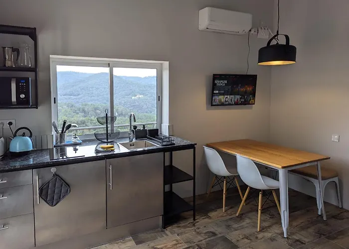 Apartamento En Medio De La Naturaleza, Con Fantasticas Vistas