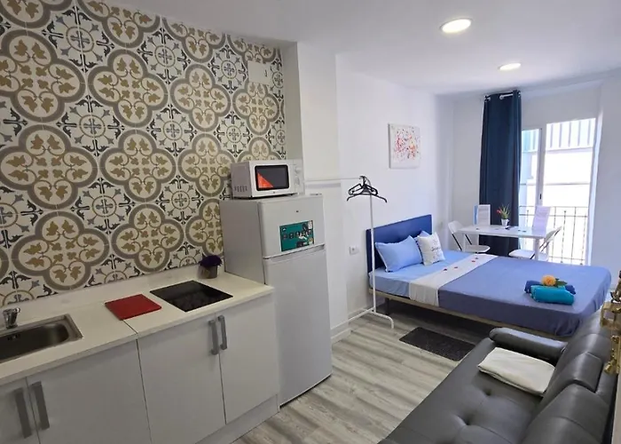 Apartamentos Lindux Airport