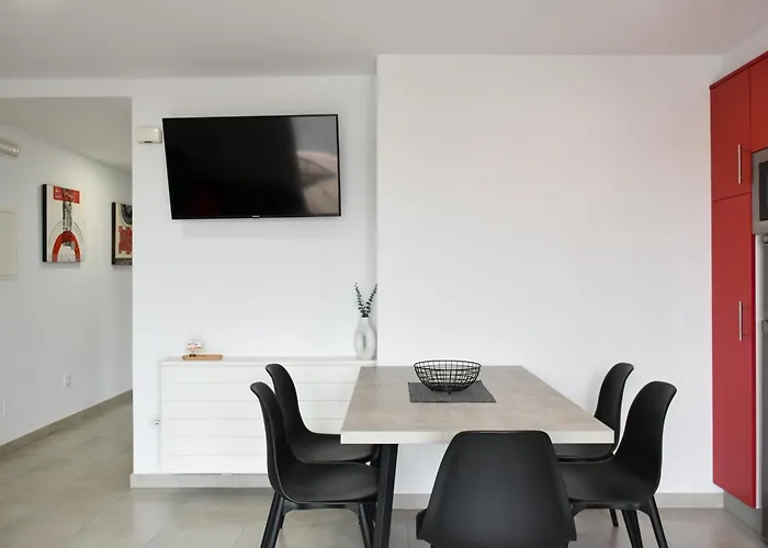 Apartamentos Rozas Vellas