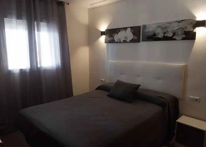 vacaciones en pineda con 2 piscinas, playa a 5 min