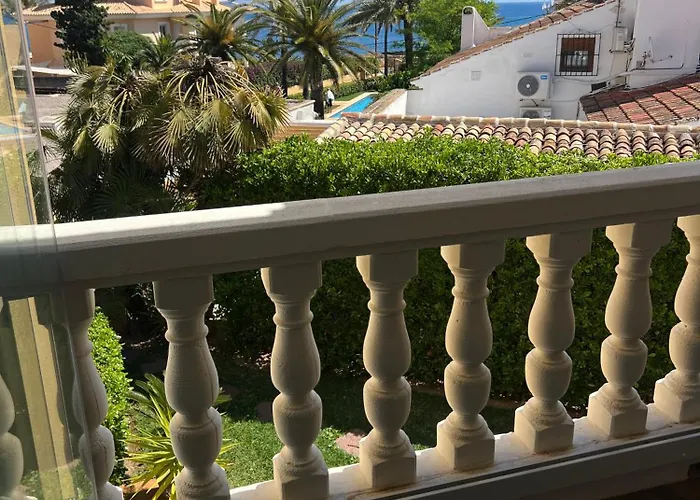 Apartamento primera línea mar Jávea
