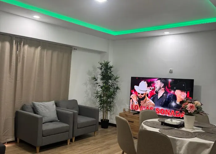 Entire Apartment In The Heart Of Downtown N&N