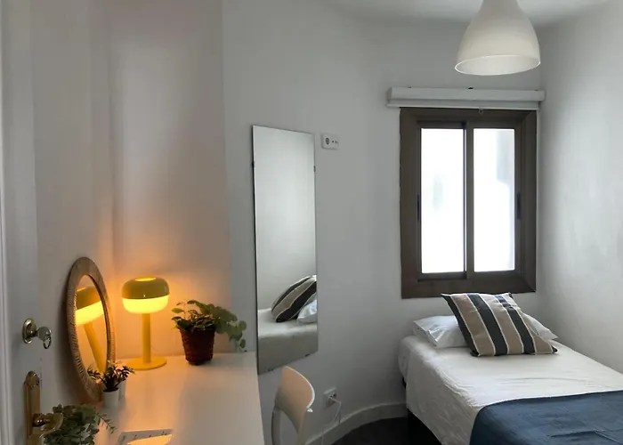 Toledo House Habitacion privada en apartamento y baño compartido 3 planta sin ascensor