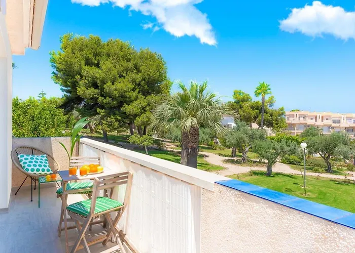 Great Top Apartment: Sea Views, Terrace And Pool