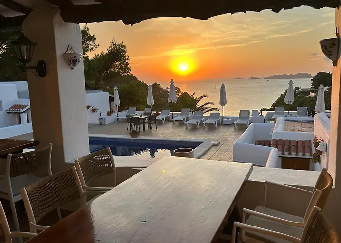 Hostal Cala Moli Cala Tarida 