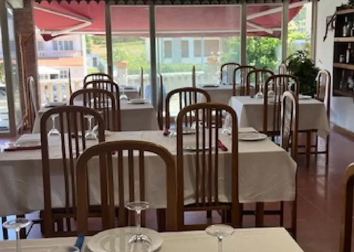 Hostal Restaurante Pinarejo
