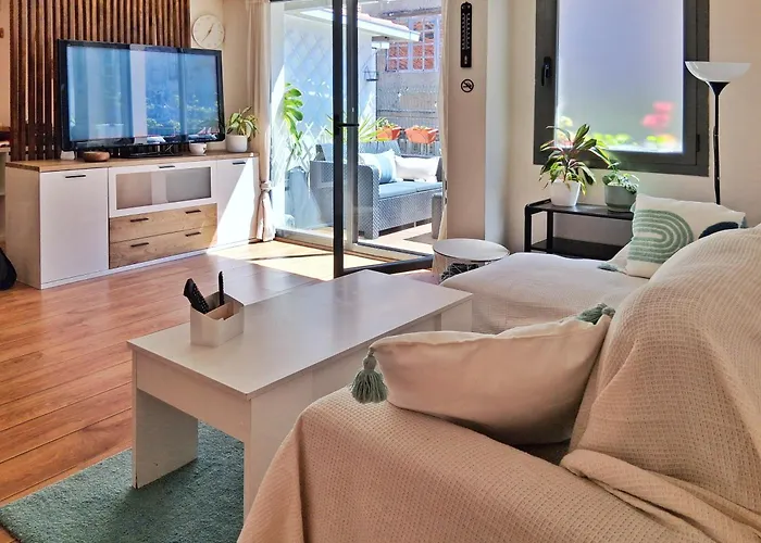 Apartamento con terraza, centro histórico de Noia