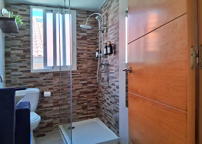 Apartamento con terraza, centro histórico de Noia