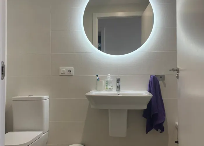 Habitación con piscina comunitaria