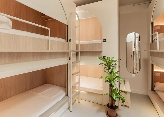 Literal Hostel
