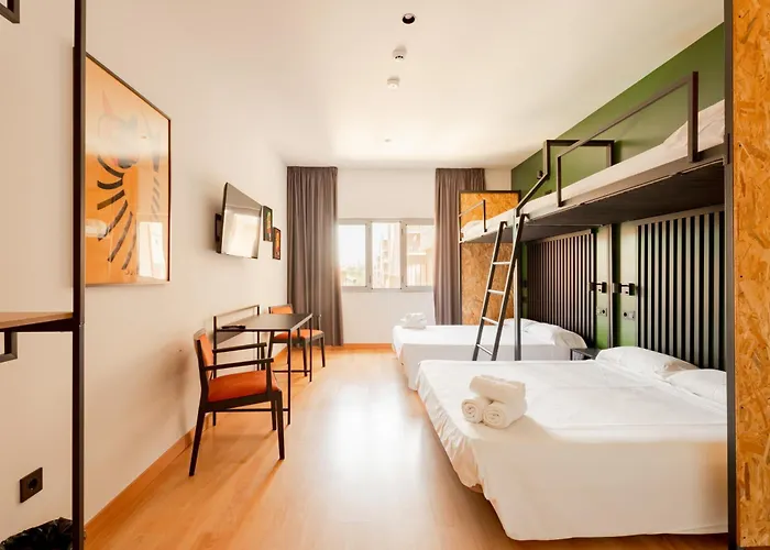 Wonder Hostel